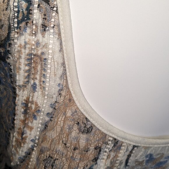 Slim fit sheer lace paisley short sleeve T-shirt - Picture 3 of 5